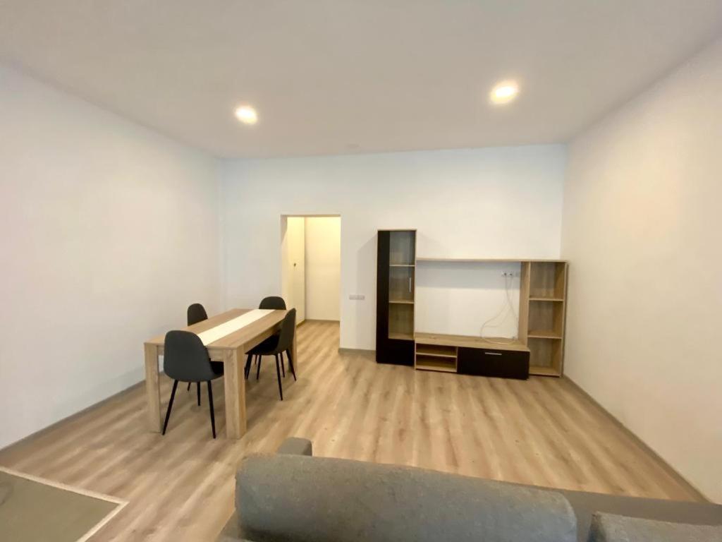 Appartement Zen House à Buzău Extérieur photo